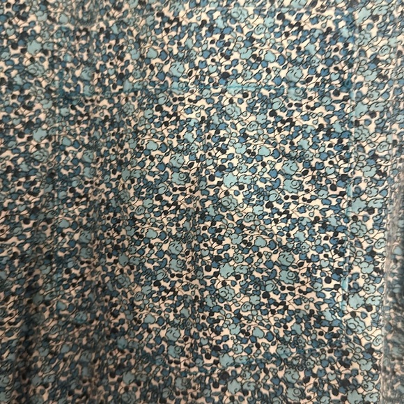Blue floral short sleeve button down shirt - Picture 3 of 5